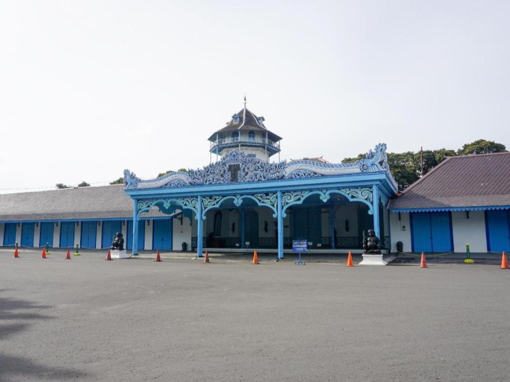 Grand Amira Hotel Solo, Azana Hotels Collection Dış mekan fotoğraf
