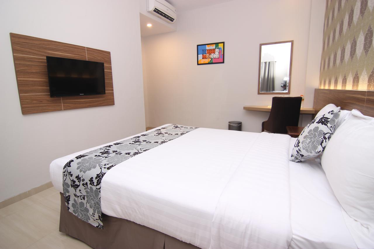 Grand Amira Hotel Solo, Azana Hotels Collection Dış mekan fotoğraf